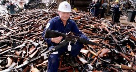 062216_mr_australia-guns.jpg