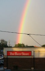 Funny-Signs-Beer-Store-Rainbow.jpg