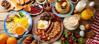 bigstock-Breakfast-buffet-full-continen-148666340-720x320.jpg