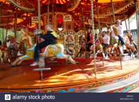 merry-go-round-traditional-fair-ground-ride-south-bank-london-england-D81KPJ.jpg