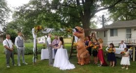t-rex-wedding-bridesmaid-1152x621.jpg