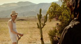 lucky-2017-005-harry-dean-stanton-cactus-watering.jpg