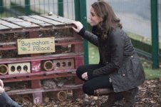 catherine-duchess-of-cambridge-visit-to-robin-hood-primary-school-london-uk-29-nov-2017-760x506.jpg