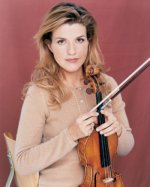 annesophie-mutter-trondheim-soloists-350pxasmutter.jpg