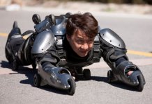 jackie-chan-in-a-rollerblade-suit-49575.jpg