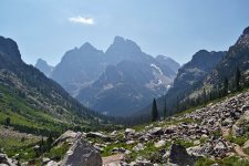 wyoming-grand-teton-national-park-cascade-canyon-trail-landscape.jpg