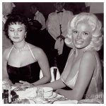 sophia-loren-and-jayne-mansfield-white-border-doc-braham.jpg