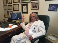 trump-doctor-mbe_522p.jpg