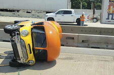 Screenshot 2024-07-23 at 18-43-56 Oscar Mayer Wienermobile rolls in crash on Chicago-area high...png