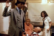 Chevy-Chase-Eve-Arden-Billy-Barty-Carrie-Fisher-Under-The-Rainbow-1981-comedy-1024x686.jpg