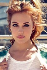 Turkish-Actress-Meryem-Sarah-Uzerli-Latest-Hot-Wallpapers-And-Pictures-2013-10.jpg