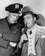 Abbott_and_Costello_circa_1940s.JPG