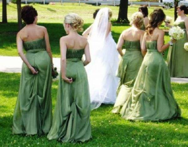 funny-wedding-wedgies.jpg