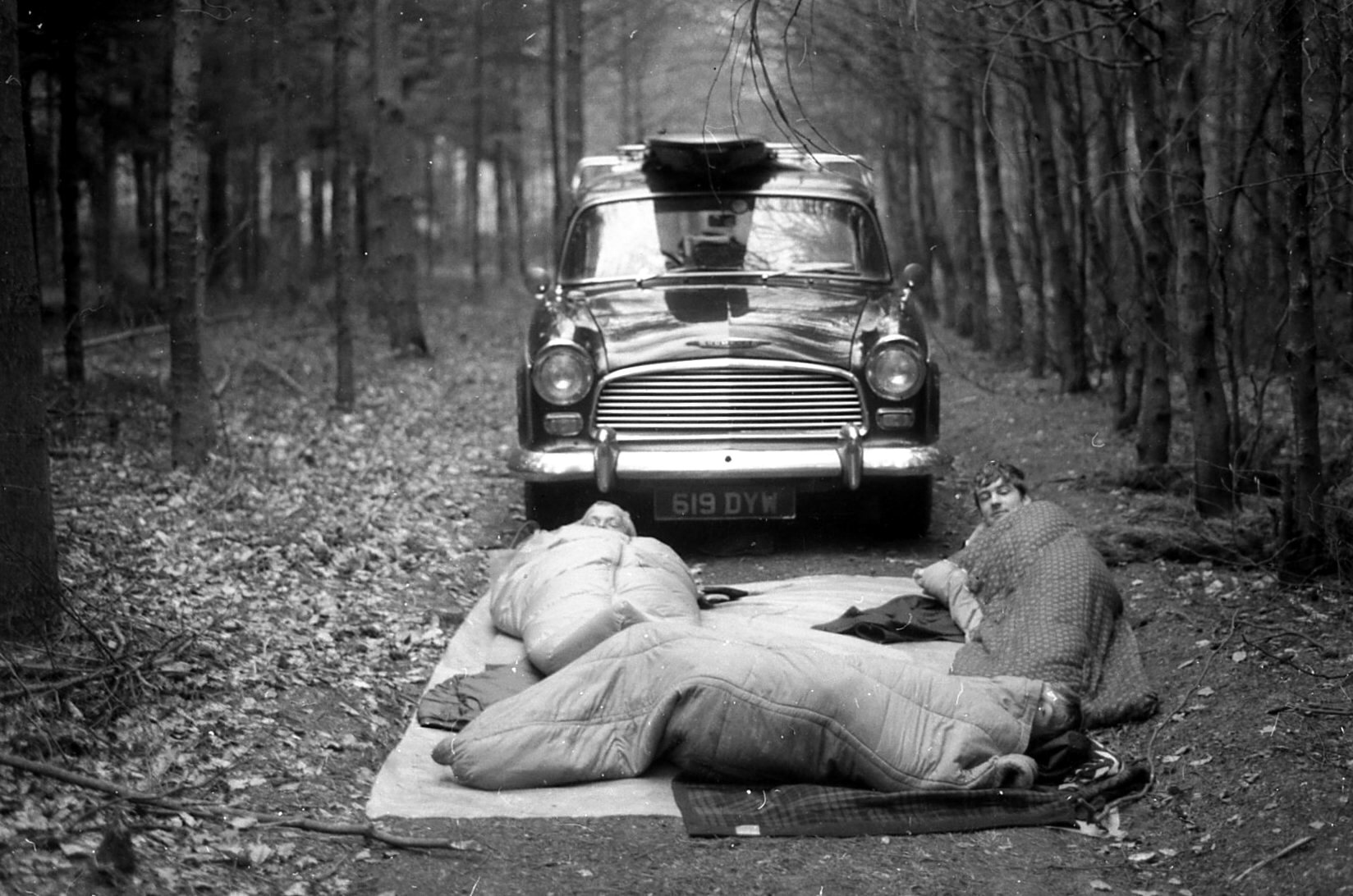vintage-travel-Sarah-Blinco.jpg