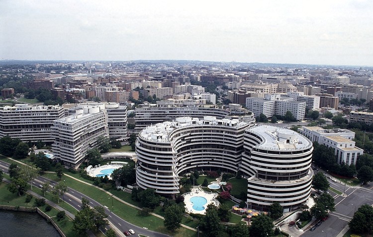 THE_WATERGATE_Complex_image.jpg