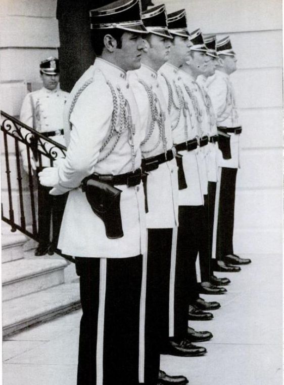 1970guards.jpg