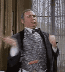 tenor.gif