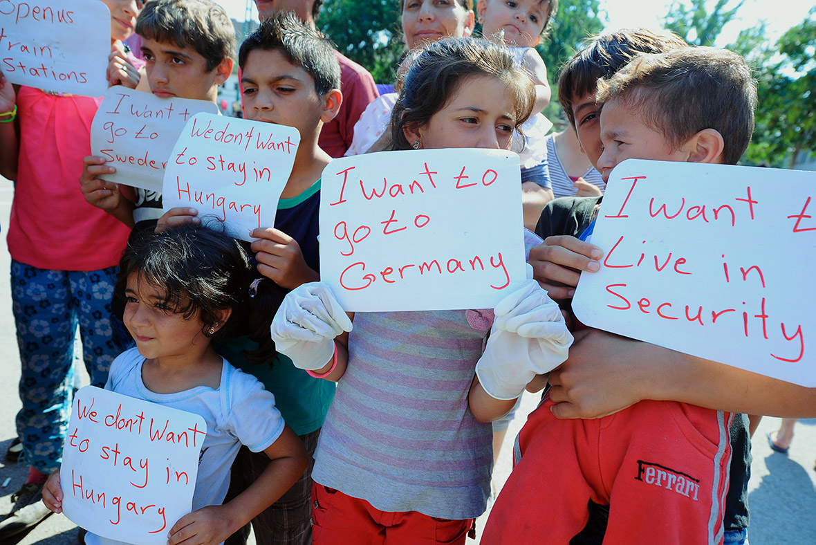 migrants-hungary-austria-germany.jpg