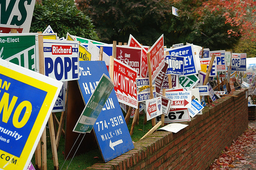 political_yardsign_clutter.jpg