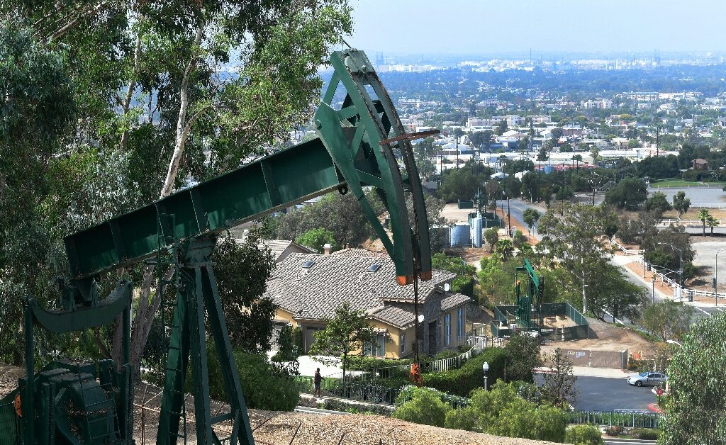 pumpjacksina.jpg