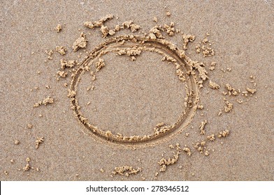 circle-sand-260nw-278346512.jpg
