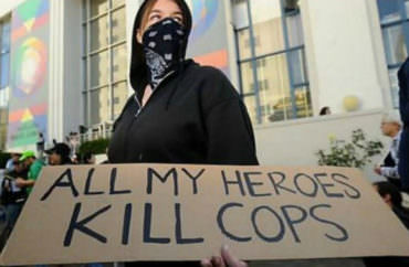 antifa-police-riot-thug.Very_Fake_News.youtube-370x242.jpg